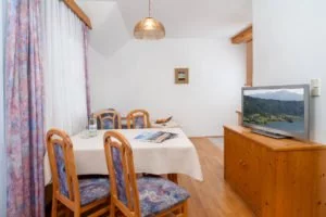 FeWo-Spatzennest-Wohnzimmer-02