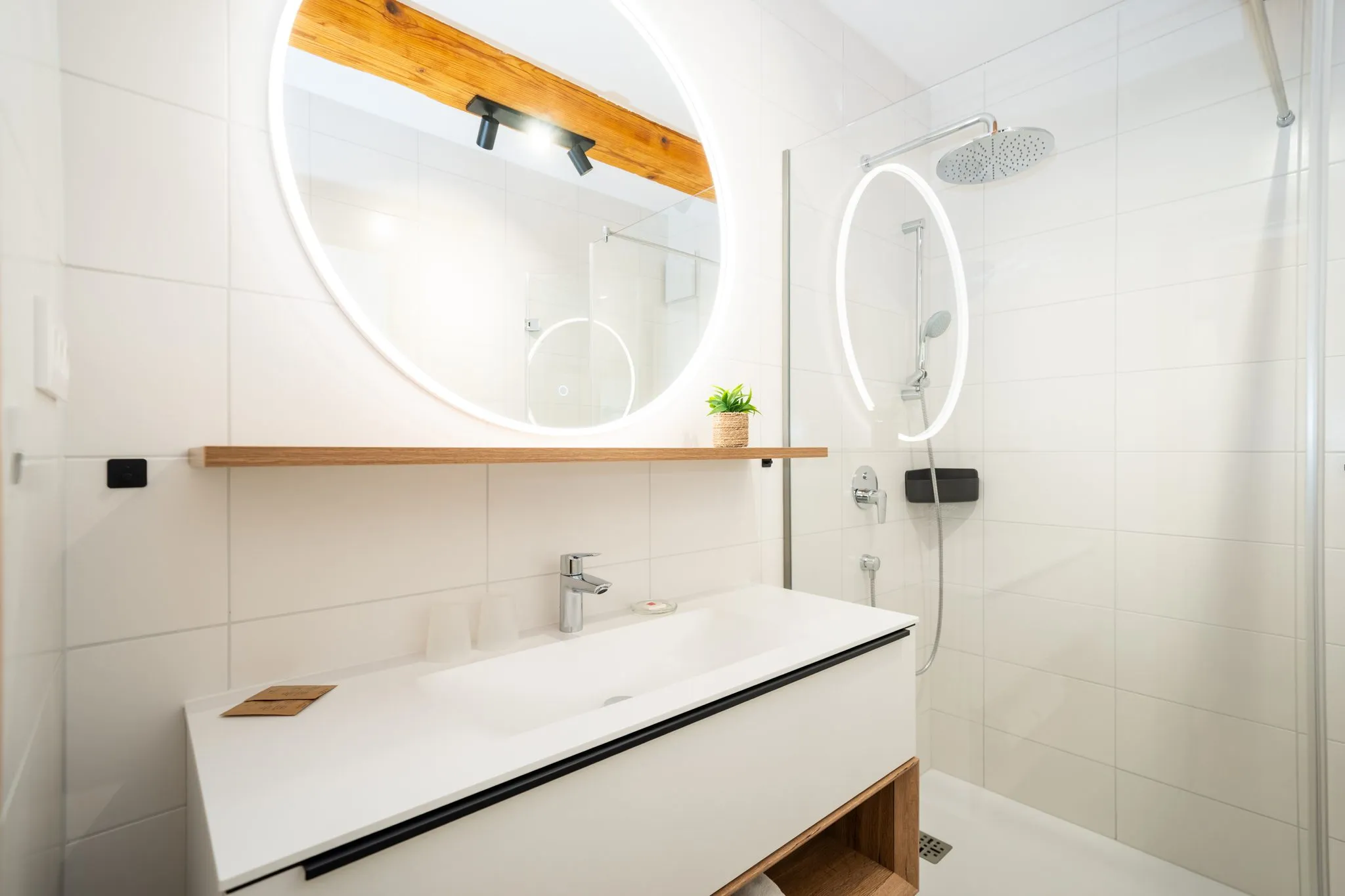 Parth-Ferienwohnung-Spatzennest-Seeblick-02-by-Gert_Perauer